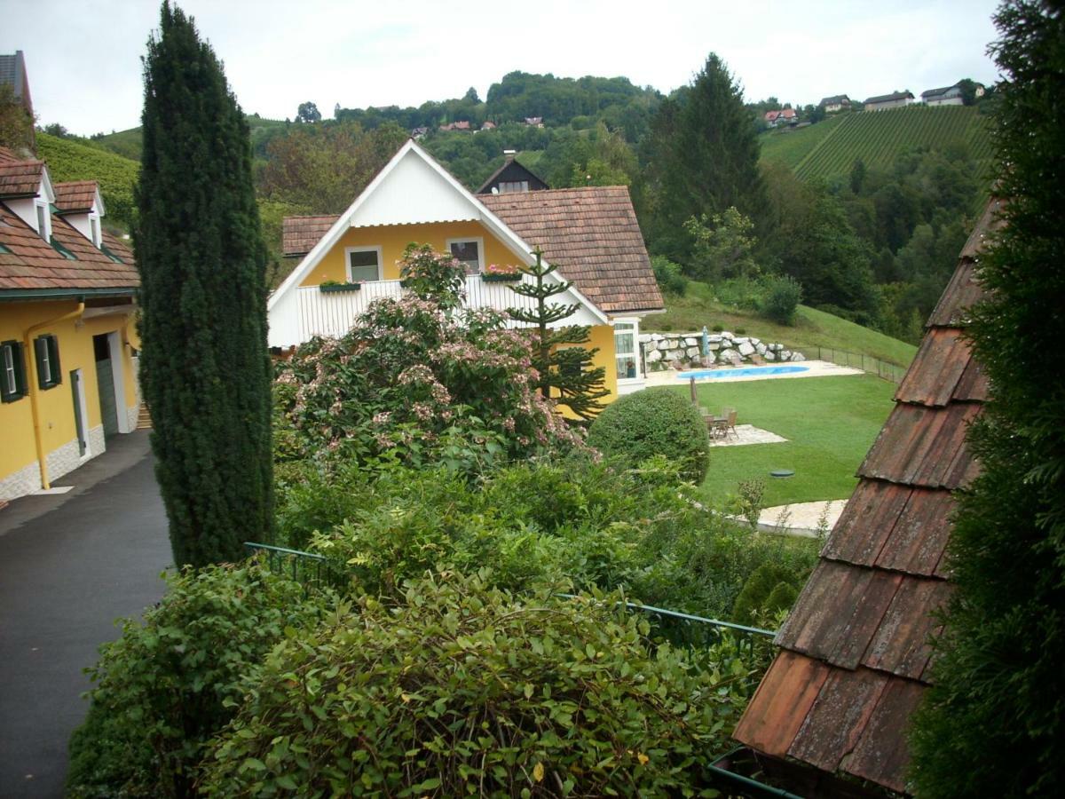 Gaestehaus Maxltoni Kitzeck im Sausal Exteriér fotografie
